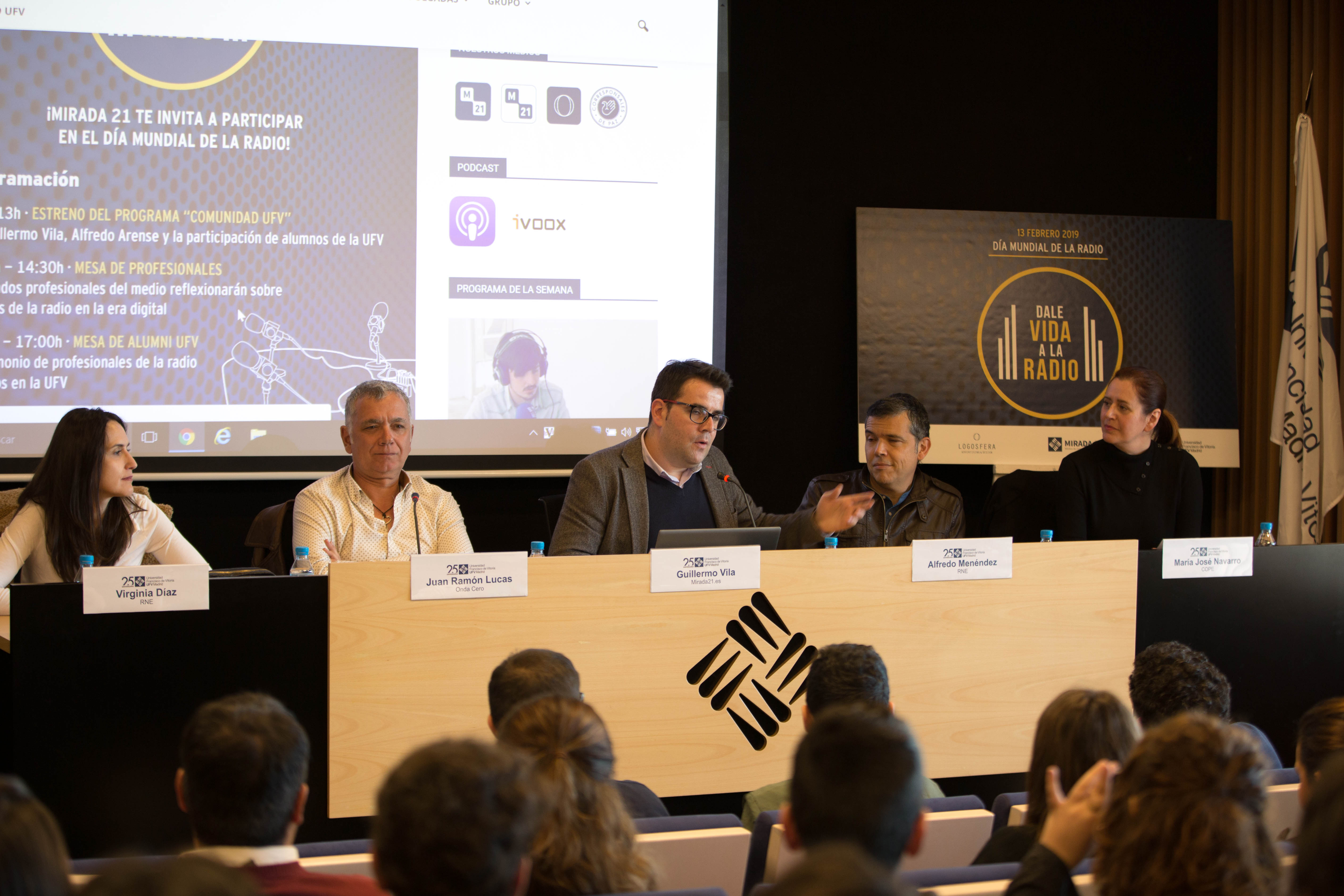 Mesa Redonda Día de la radio